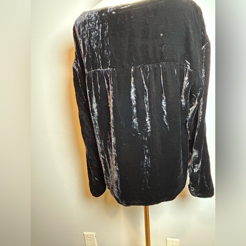 Eileen Fisher silk blend Velvet blouse black Long-Sleeve minimalist Top size S - Picture 6 of 12